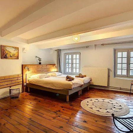 Le Pied Du Geant - Local Securise Pour Les Velos Bed & Breakfast