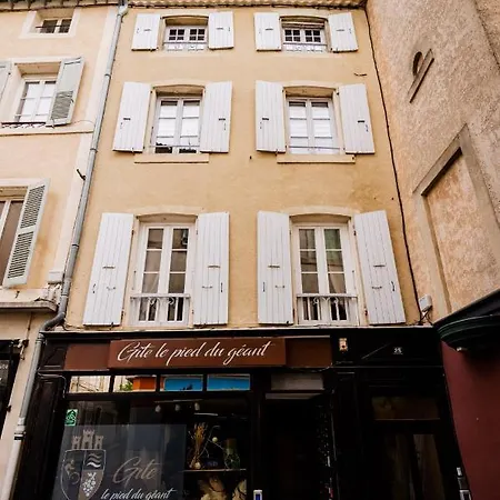 Le Pied Du Geant - Local Securise Pour Les Velos Bed & Breakfast *