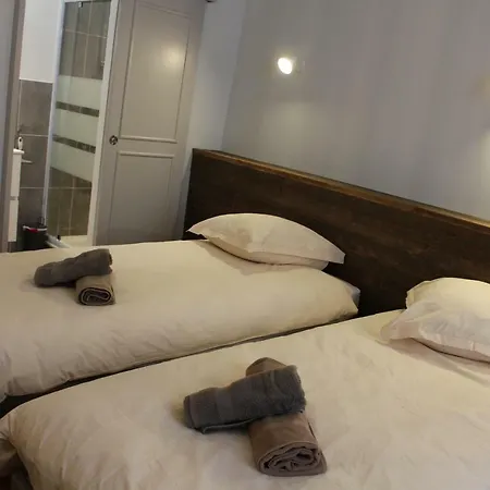 Le Pied Du Geant - Local Securise Pour Les Velos Bed & Breakfast