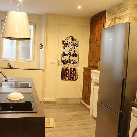 Le Pied Du Geant - Local Securise Pour Les Velos Bed & Breakfast