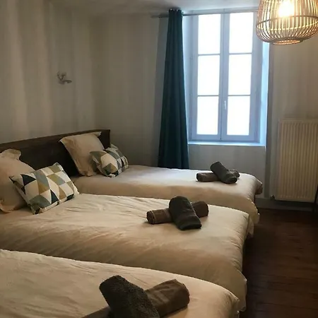 Le Pied Du Geant - Local Securise Pour Les Velos 4*